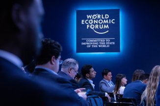 ChatPTS responde: ¿qué es el Foro de Davos?