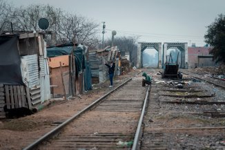 Lomas de Zamora: viaje en el tren de los pobres a la cumbre de "El Olimpo"