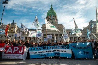 Gremios de Prensa dijeron "No" a la Ley Bases y la privatización de Medios Públicos