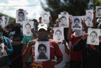 Indignación en México y el mundo por el ataque contra estudiantes normalistas 