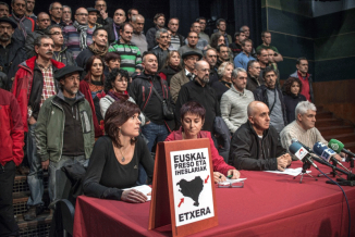 Francia y Estado español reabren debate sobre presos políticos vascos tras 25 años de dispersión