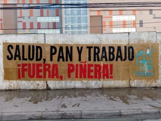 Manifestación: PAN, SALUD Y TRABAJO a las afueras del Hospital Barros Luco