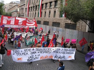 Importante movilización en el 46 aniversario de la masacre en Tlatelolco