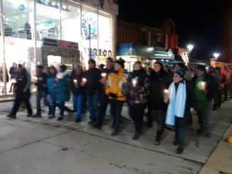 [VIDEO] Tierra del Fuego: marcha de antorchas contra el ajuste