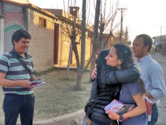 Candidatos del Frente de Izquierda recorren los barrios de Jujuy