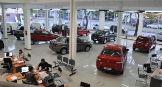 En octubre el patentamiento de autos se derrumbó 38,5 %