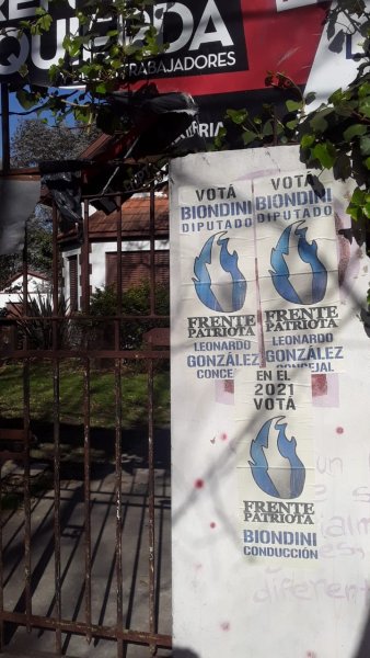 El Frente Patriota de Biondini vandalizó local de Nicolás del Caño y Myriam Bregman en Monte Grande