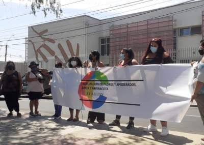 Arica: Padres y Apoderados se manifestaron contra el retorno a clases presenciales sin resguardo sanitario