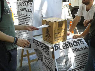 Amplia participación en el primer día del plebiscito de prensa