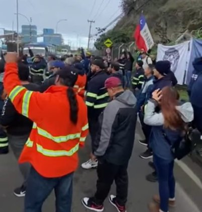 Trabajadores portuarios de Puerto Panul en San Antonio inician movilización 