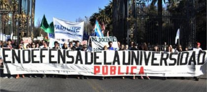 Ante el ajuste salarial, docentes universitarios debaten el no inicio de clases