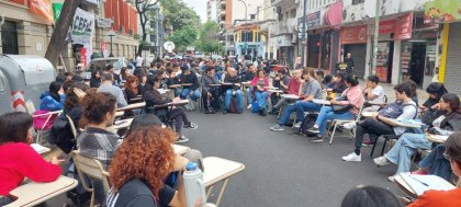 Docentes del CBC: "Nos miran las futuras generaciones de nuestro pueblo trabajador, con la esperanza de poder tener un futuro"