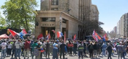 Trabajadores de Ancap resisten el proceso privatizador que impulsa el gobierno