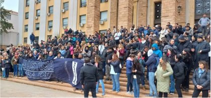 Trabajadores Judiciales de Mendoza rechazan el aumento por decreto y continúan el paro