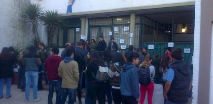 Denuncian fraude en la Universidad Nacional de San Antonio de Areco