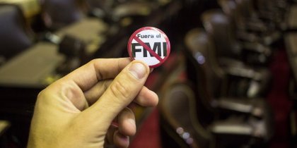 Docentes e intelectuales se pronuncian contra el acuerdo con el FMI y por el no pago de la deuda