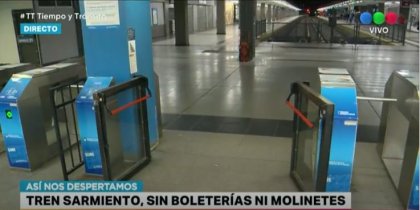 Paro en boleterías y apertura de molinetes en el Tren Sarmiento