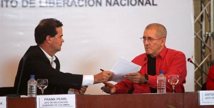 ELN expresa disposición a concretar mesa de negociación en enero