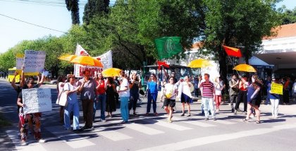 Trabajadores de salud mental cortaron la ruta por despidos en el Hospital Eva Perón de Baigorria