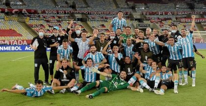 ¡Maracanazo! Racing eliminó a Flamengo y clasificó a cuartos de final