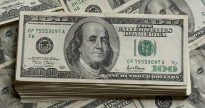 El dólar cayó a $ 20,42