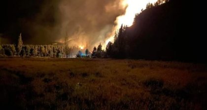 Continúa el incendio en cercanías de El Bolsón