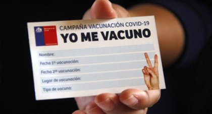 Dificultades de migrantes para acceder a la vacunación contra COVID19