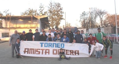 Amistad obrera: fútbol contra los despidos en la industria molinera