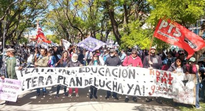 Salud y docentes de Río Negro van al paro y exigen soluciones al gobierno de Arabela Carrera