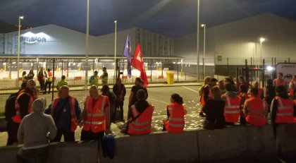 Éxito en la primera jornada de lucha en el centro logístico de Amazon Bizkaia