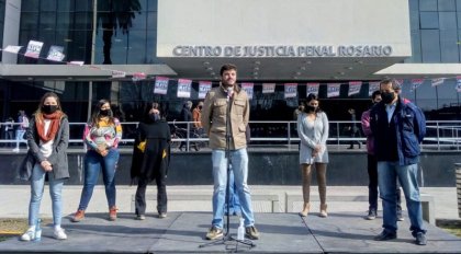 Acto en Rosario a un mes del asesinato de Eduardo Trasante con críticas a los gobiernos