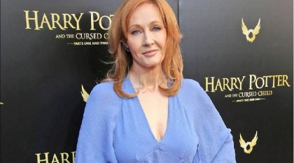 Rowling compara procesos de transición hormonal con terapias de reconversión gay