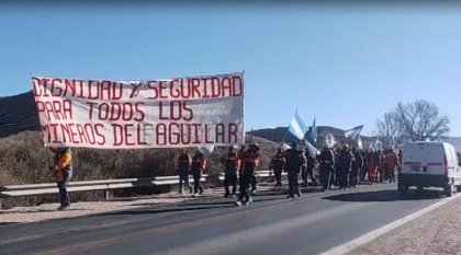 Jujuy: trabajadores mineros de El Aguilar marchan a San Salvador