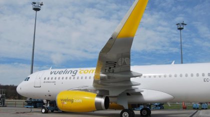 Trabajadores de Vueling y Ryanair irán a la huelga en el Estado español por aumento de salario 