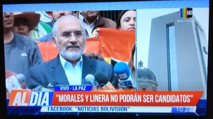 Carlos Mesa exige nuevas elecciones excluyendo a Evo Morales y a García Linera