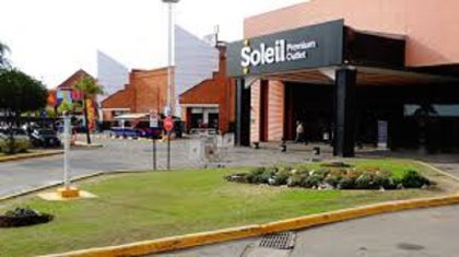 Trabajadores del Soleil se manifestaron por el cierre del shopping