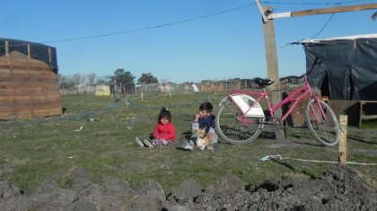 Organismos de derechos humanos y referentes de todo el país rechazan el desalojo en Guernica