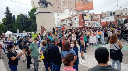 [Video] Voces de asamblea interhospitalaria en Neuquén