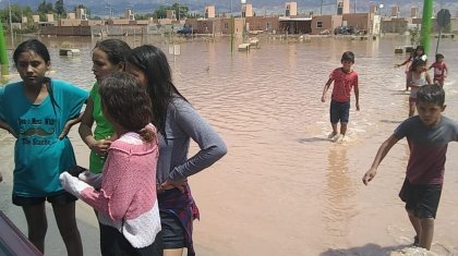 Por las lluvias crece el número de evacuados en San Juan