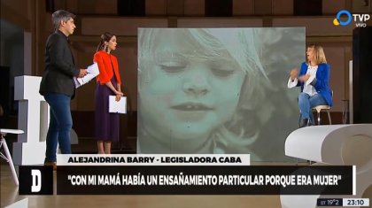 Alejandrina Barry "Mi mamá rompió con el mandato social de ser solo mamá, quería ser militante" - YouTube