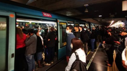 Metro de Santiago: Despidos en plena negociación sindical