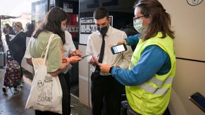 Qué significa el pase sanitario en el transporte bonaerense para las y los trabajadores 