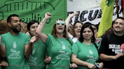 Mujeres y Cannabis: “Del 100% de las presentes solo un 15% argumentaba en contra de incluir la mesa”