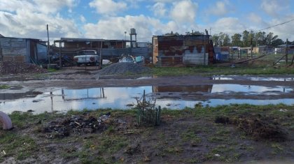 Vecinos de la toma de Los Hornos reclaman un plan de urbanización