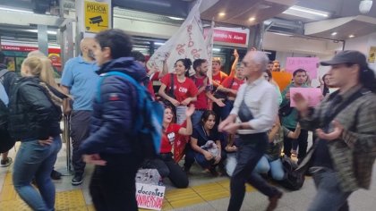 Liberaron molinetes en el subte en apoyo a la marcha universitaria