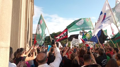 Miles se concentraron en el Palacio Legislativo contra la reforma jubilatoria