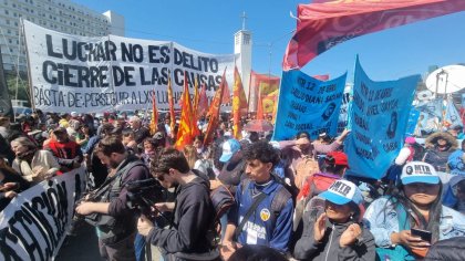 Movilización a Comodoro Py: apelación contra procesamiento a dirigentes y militantes del Polo Obrero