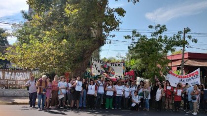 Importante movilización rechaza la persecución sindical a Alfredo Cáceres y al Suteba Tigre 