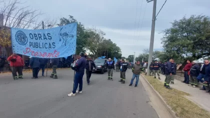 Municipales de Catamarca: Saadi sostiene los descuentos y continúa el paro