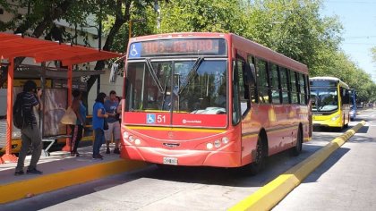 Golpe al bolsillo popular: tarifazo del 70 % del transporte en Mendoza